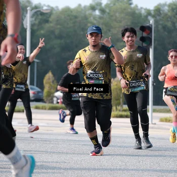 Runner Photo 6793932