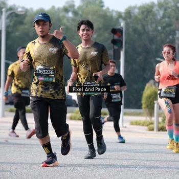 Runner Photo 6793943