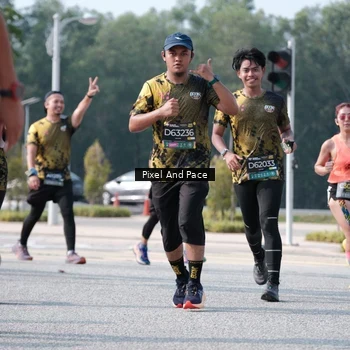 Runner Photo 6793944