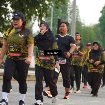 Runner Photo 6793955