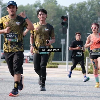 Runner Photo 6793960