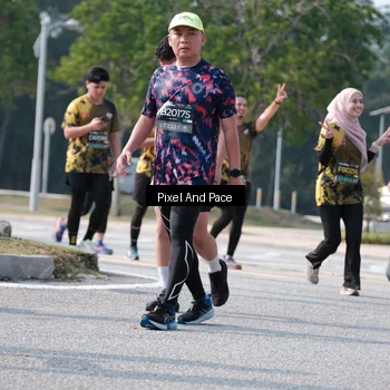 Runner Photo 6793965
