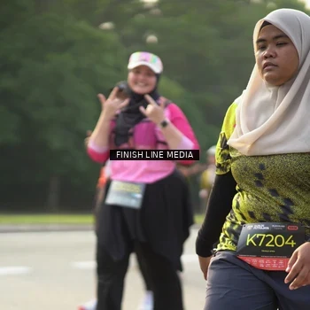 Runner Photo 6794030
