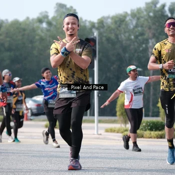 Runner Photo 6794031