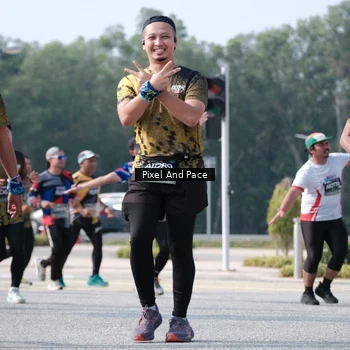 Runner Photo 6794054