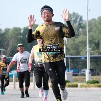 Runner Photo 6794056