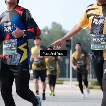Runner Photo 6794139
