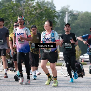 Runner Photo 6794217