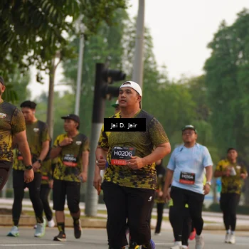 Runner Photo 6794218