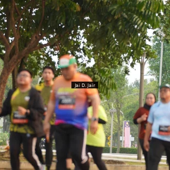 Runner Photo 6794236