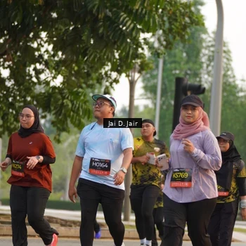 Runner Photo 6794241