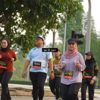 Runner Photo 6794242