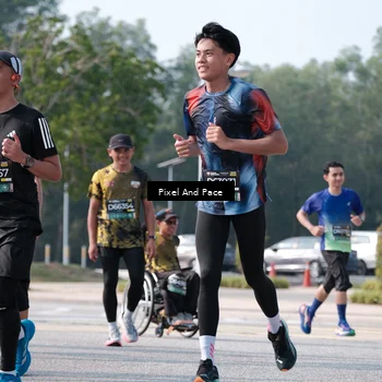 Runner Photo 6794252