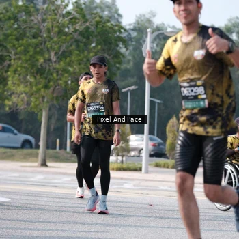 Runner Photo 6794260