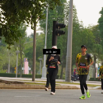 Runner Photo 6794316