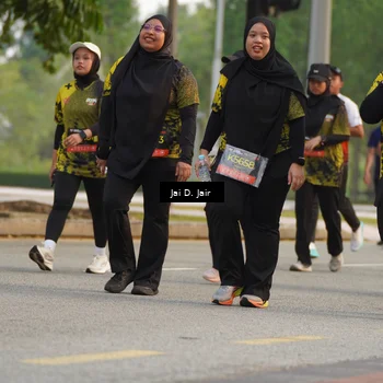 Runner Photo 6794344