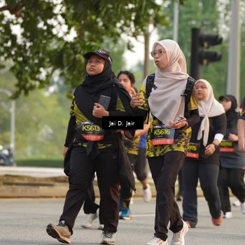 Runner Photo 6794360