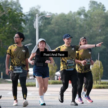 Runner Photo 6794363