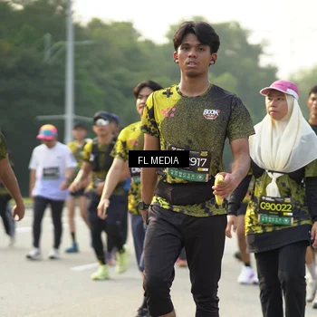 Runner Photo 6794367