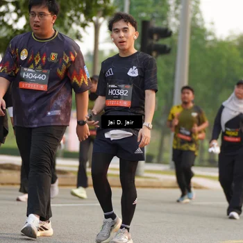 Runner Photo 6794386