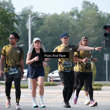 Runner Photo 6794398