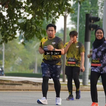 Runner Photo 6794460