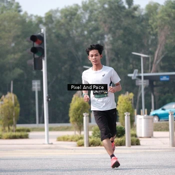 Runner Photo 6794466