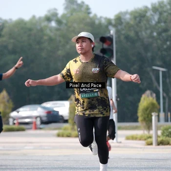 Runner Photo 6794472