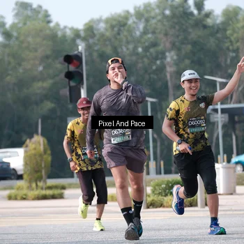 Runner Photo 6794504