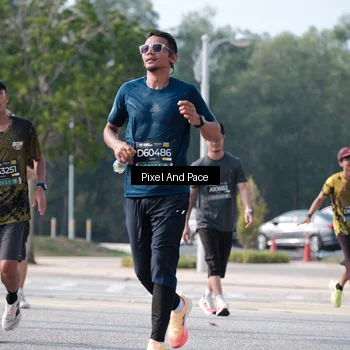 Runner Photo 6794515