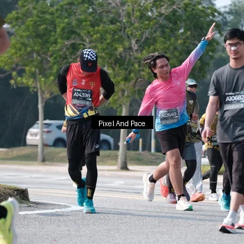 Runner Photo 6794524