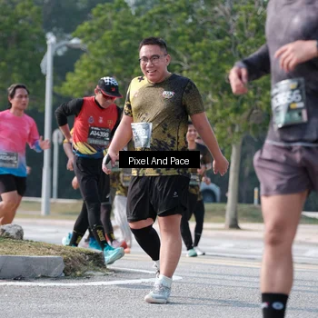 Runner Photo 6794528