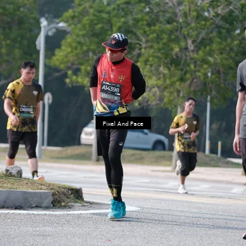 Runner Photo 6794546