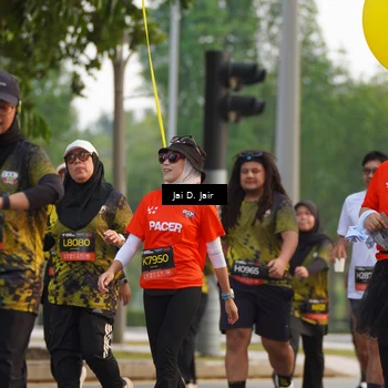 Runner Photo 6794575