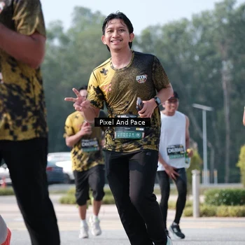 Runner Photo 6794611