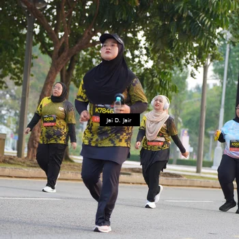 Runner Photo 6794640
