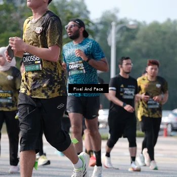 Runner Photo 6794655
