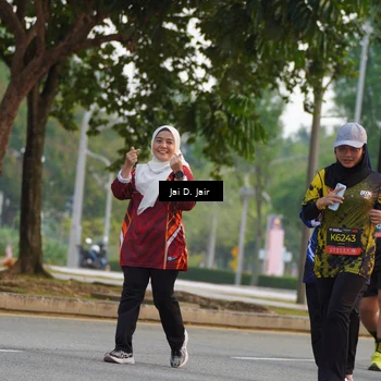 Runner Photo 6794660