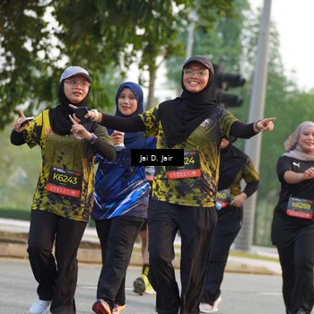 Runner Photo 6794671