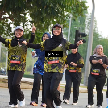 Runner Photo 6794682