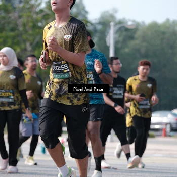 Runner Photo 6794705