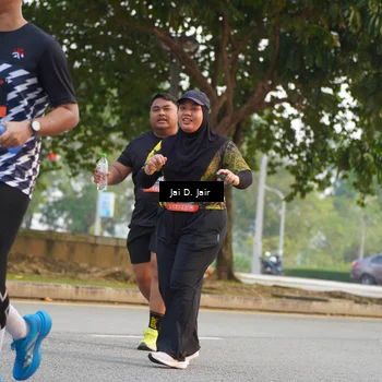 Runner Photo 6794706