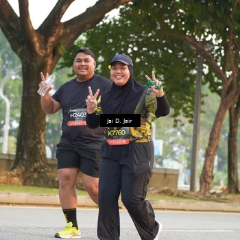 Runner Photo 6794722