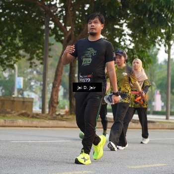 Runner Photo 6794723