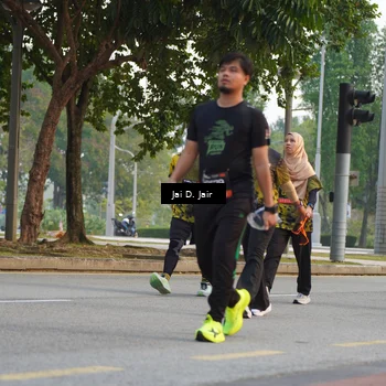 Runner Photo 6794724