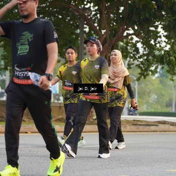 Runner Photo 6794725