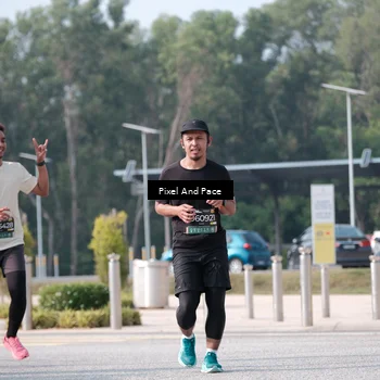 Runner Photo 6794755