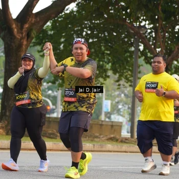 Runner Photo 6794795