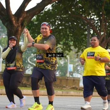 Runner Photo 6794799