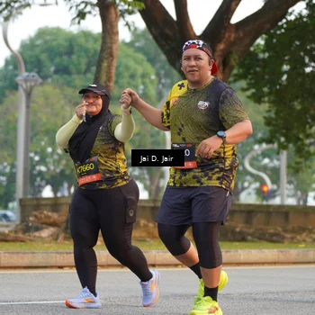 Runner Photo 6794824
